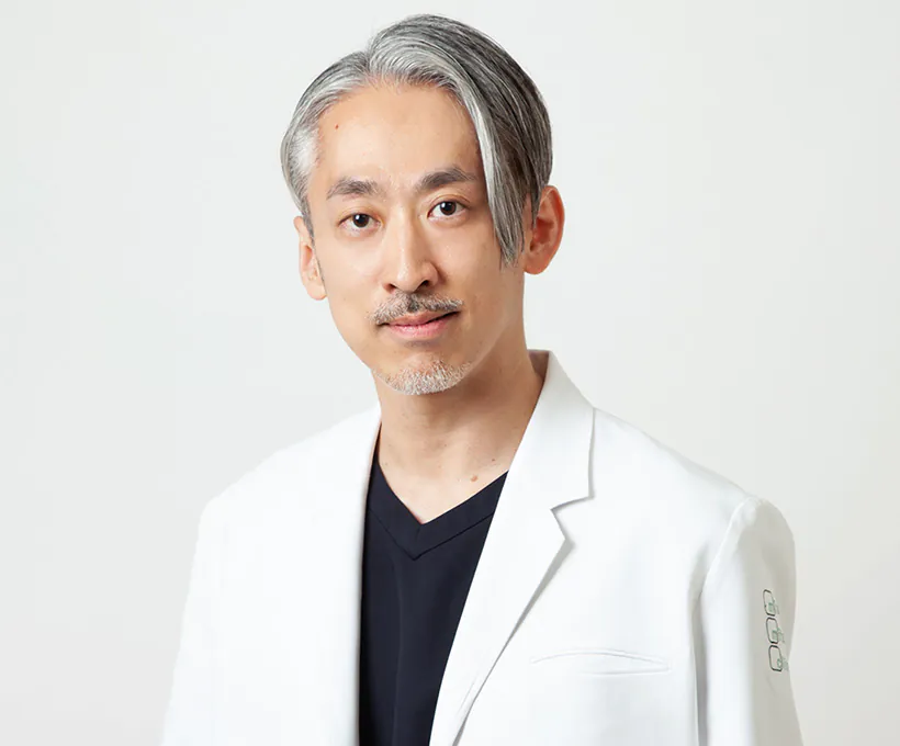 院長 石井靖久 Yasuhisa Ishii